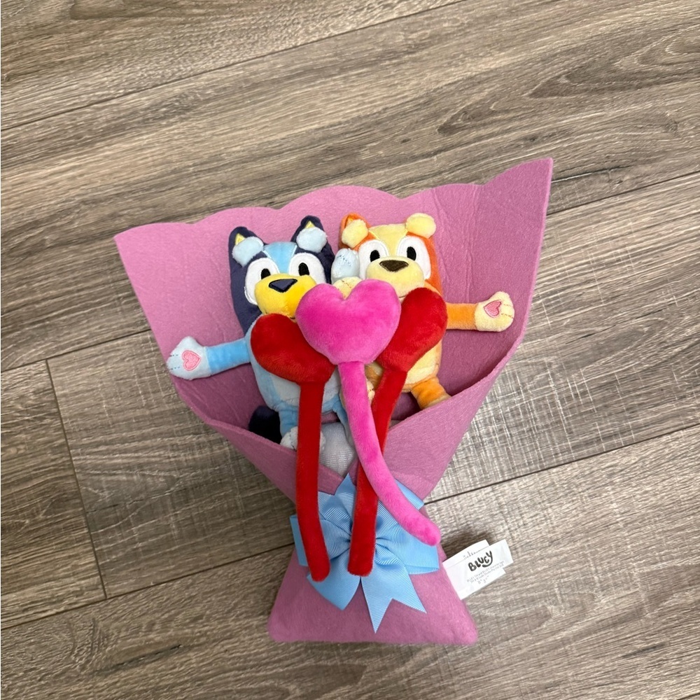 2025 Bluey Plush Bouquet, 5 Piece Set, by Ruz 13 Inch